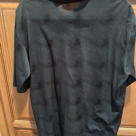 Bugatchi Egyptian Cotton size M. NWOT.  Failed gift for my husband. - Picture 3 of 3